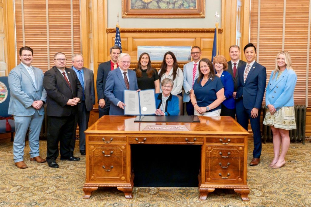 Governor Kelly signs the OSBC's HB2591, which included the Virtual Currency Kiosk Consumer Protection Act